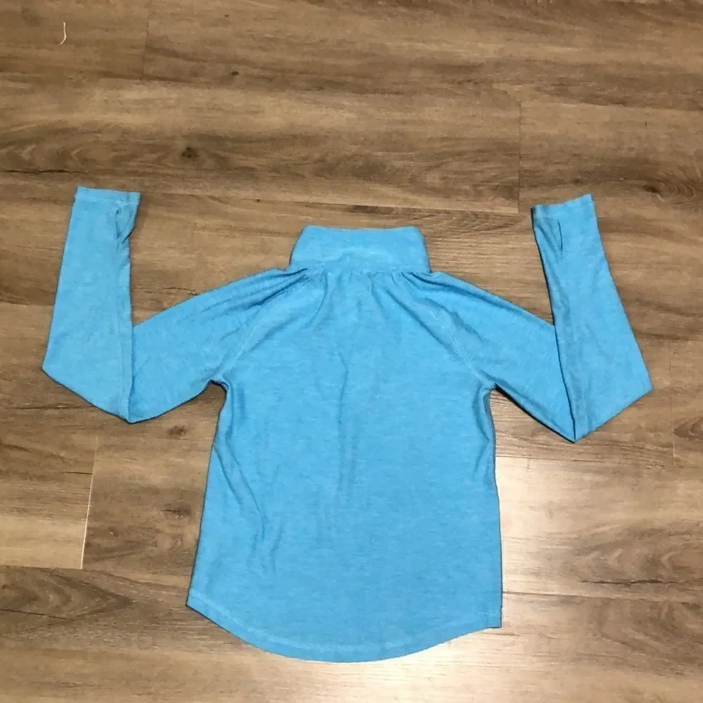 Girls Old Navy Active Go-Dry Shirt